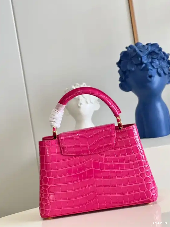 CAPUCINES VUITTON LOUIS BB 0516